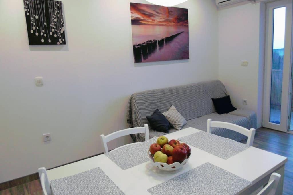 Apartman Greta Сукошан Экстерьер фото