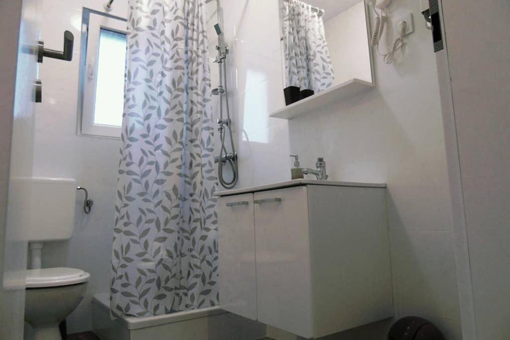 Apartman Greta Сукошан Экстерьер фото